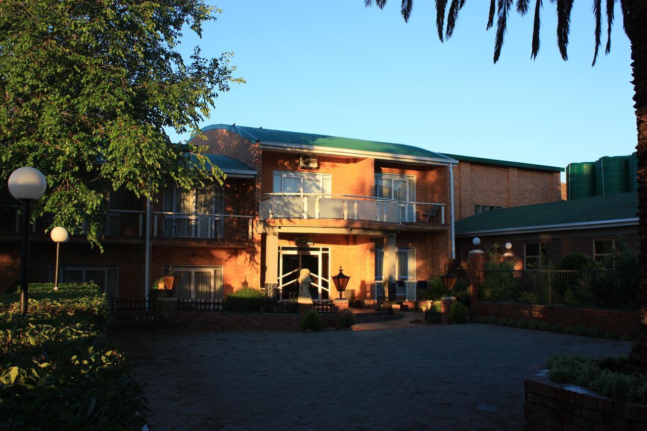 Hotel Mount Maluti - Lesotho Mohales Hoek Экстерьер фото